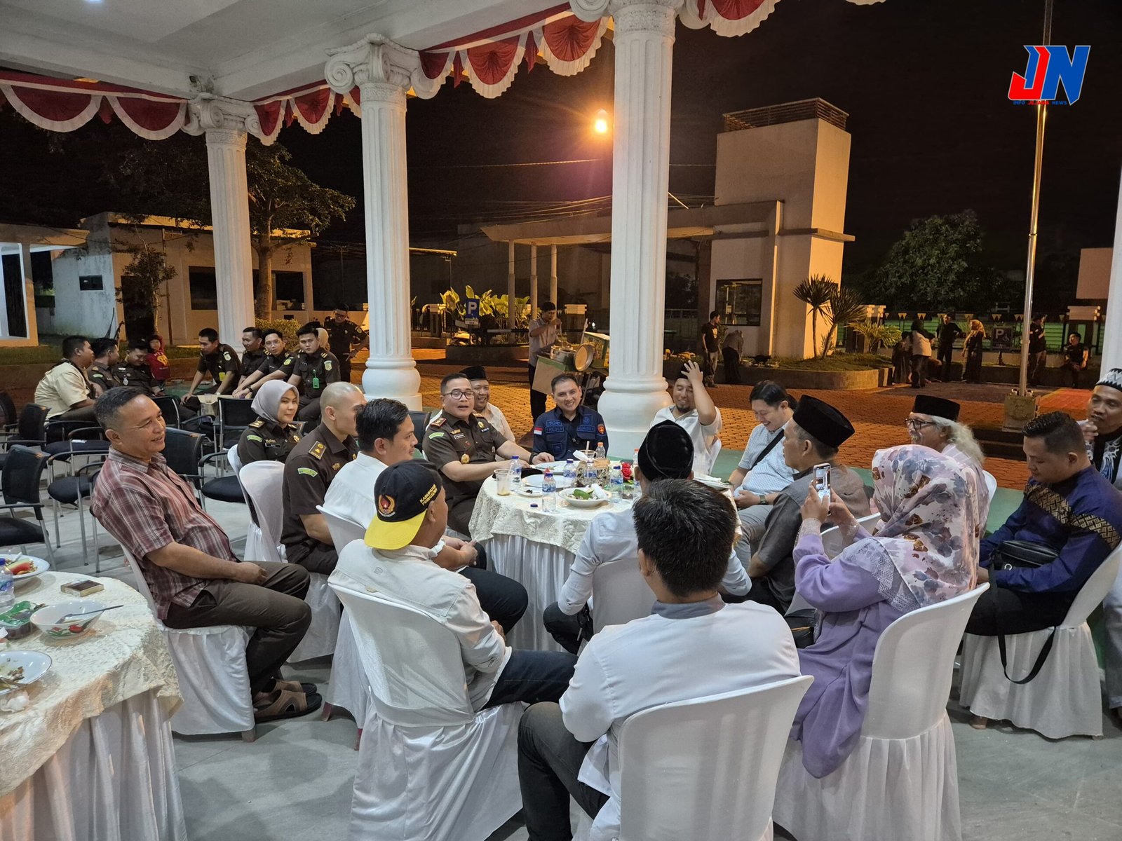 Buka Puasa Bersama di Kejari Pringsewu:  Membangun Kemitraan dan Kerjasama