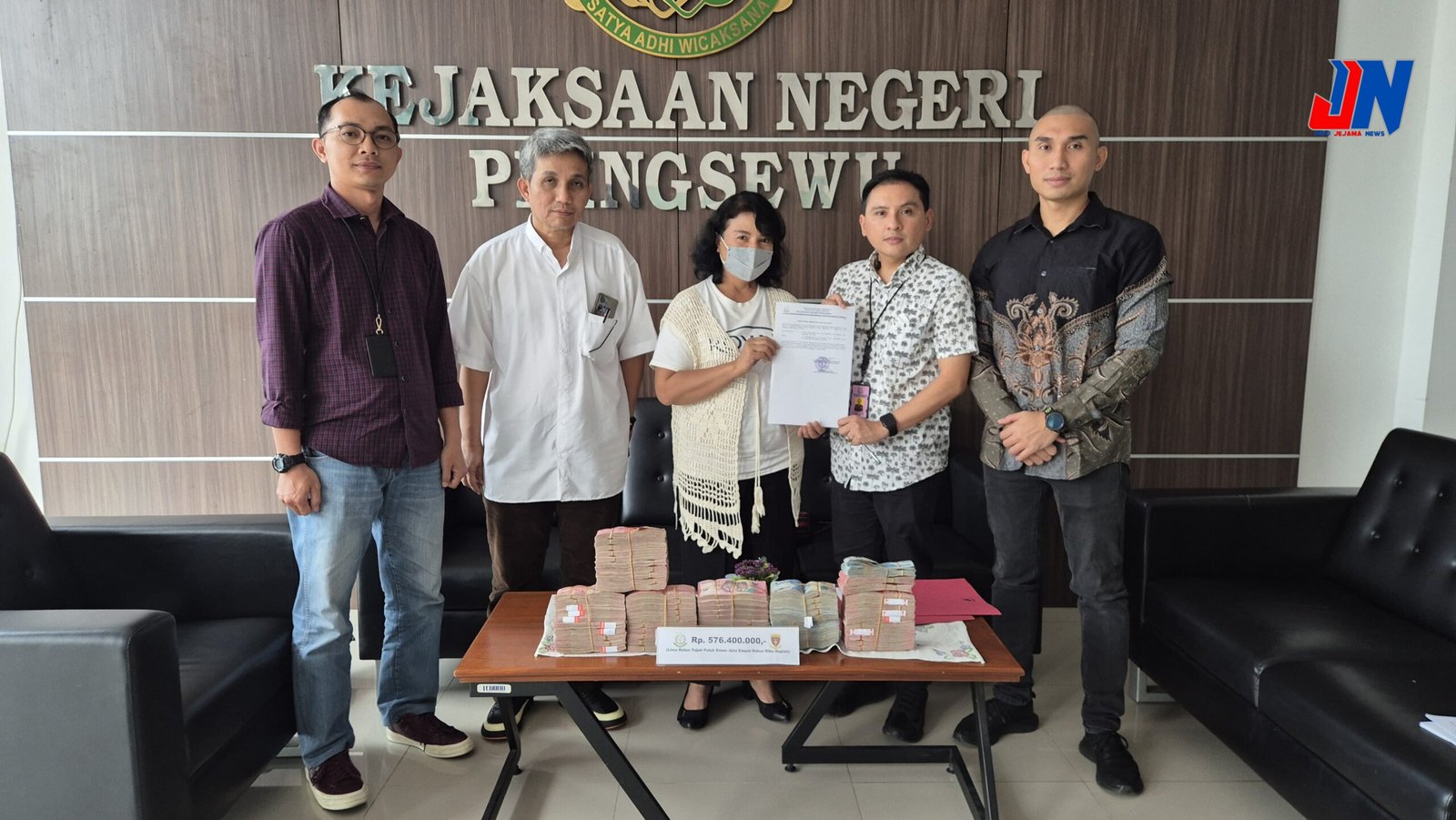Kejari Pringsewu Berhasil Pulihkan Rp576,4 Juta Kerugian Negara!