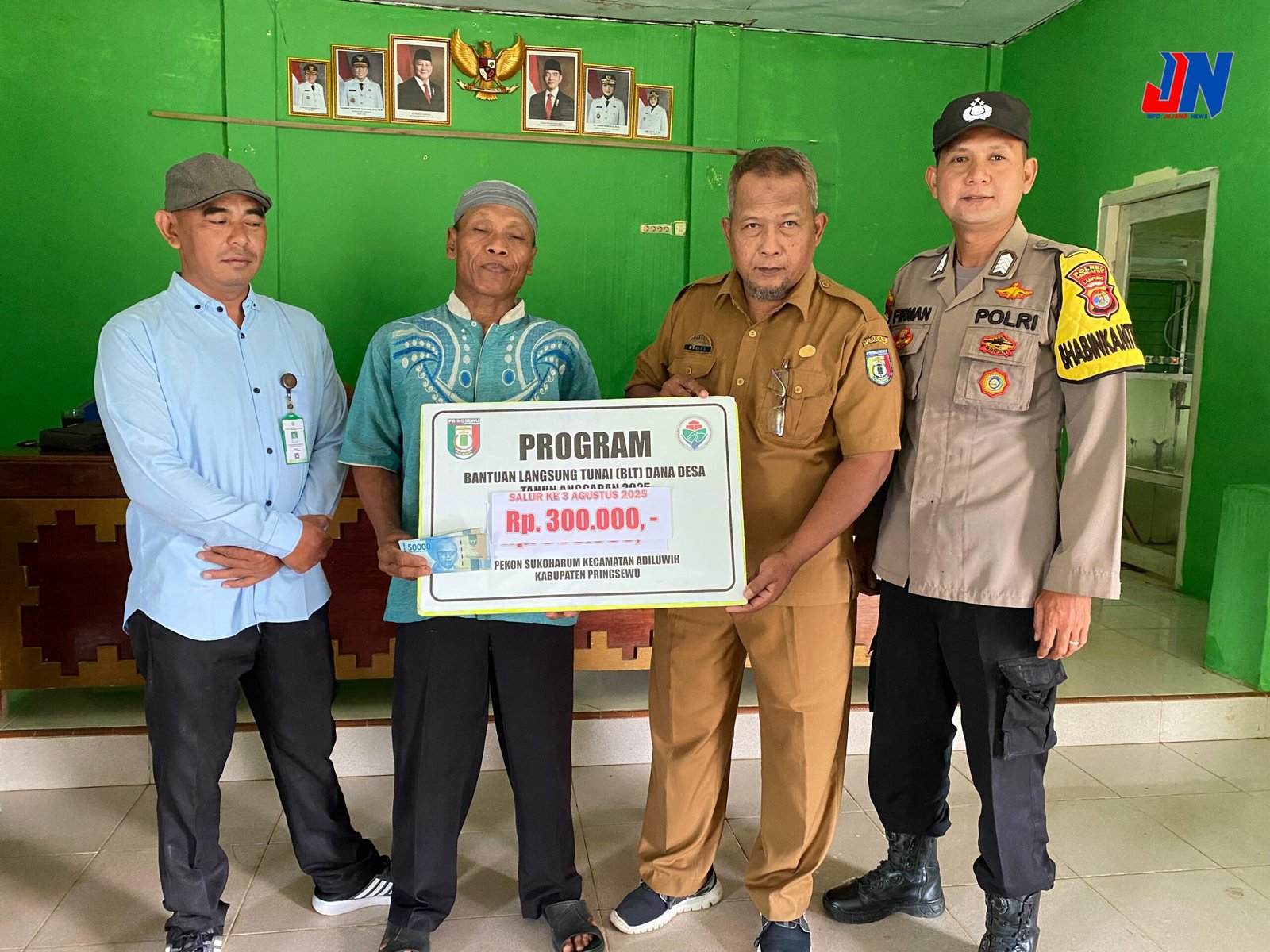 Pekon Sukoharum Pringsewu Salurkan BLT DD Rp900 Ribu untuk 30 KPM, 