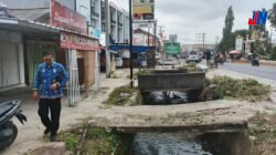 Camat Pringsewu Pimpin Pembersihan Saluran Irigasi, Tindak Lanjut Arahan Bupati